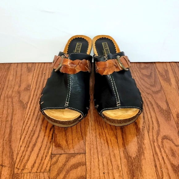 PIKOLINOS | Leather Sandels - Picture 5 of 13